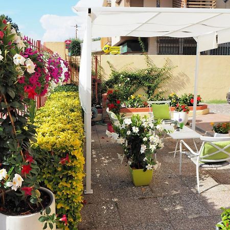 טירניה Residence Hotel Vittoria מראה חיצוני תמונה