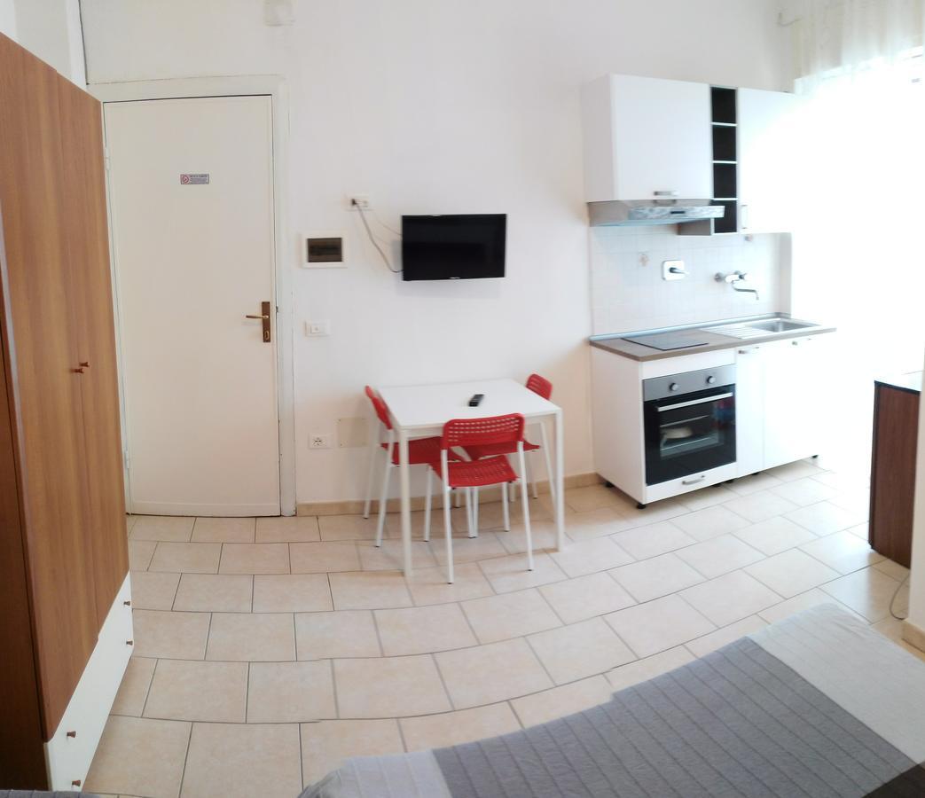 טירניה Residence Hotel Vittoria מראה חיצוני תמונה